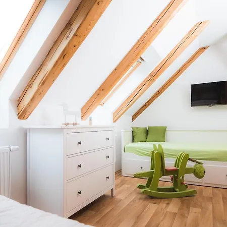 Maxov Апартаменты Lucany nad Nisou